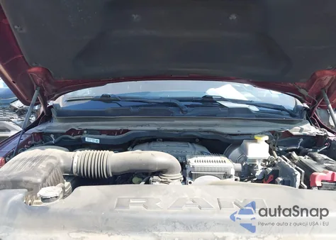 2019 Ram 1500 Laramie 4X2 5'7 Box z USA, uszkodzony, nr VIN 1C6RREJT7KN884745